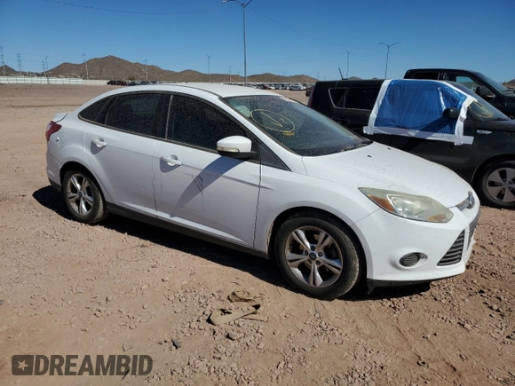 2014 Ford Focus SE with VIN 1FADP3F20EL224694, listed as a Copart auction lot 44388575 with 130,260 mi miles and Salvage Title. Bid and sale history available at carsss.com. Image 4.