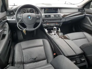 2014 BMW 5 Series 528i xDrive z VIN WBA5A7C5XED617311, wystawiony jako Copart lot #59398195 z przebiegiem 117 230 mil mil oraz Szkoda całkowita • Salvage title. Historia ofert i sprzedaży dostępna na DreamBid. Obrazek 8.