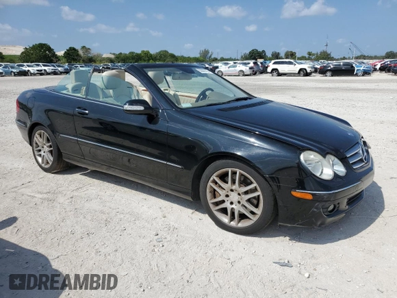 2008 Mercedes-Benz CLK 350 с VIN WDBTK56F18F244120, выставлен на аукционе Copart как лот 52082125 с пробегом 50 101 миль миль и На запчасти • Non repairable. История ставок и продаж доступна на DreamBid. Изображение 4.