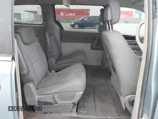 2010 Chrysler Town & Country Touring with VIN 2A4RR5D18AR343699, listed as a IAAI auction lot 42035736 with 222,807 mi miles and . Bid and sale history available at DreamBid. Image 8.