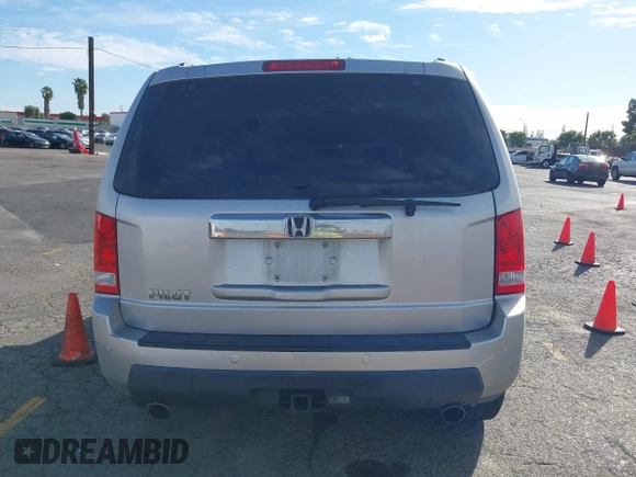 2010 Honda Pilot EX with VIN 5FNYF3H46AB006074, listed as a IAAI auction lot 41659974 with 182,375 mi miles and . Bid and sale history available at carsss.com. Image 16.