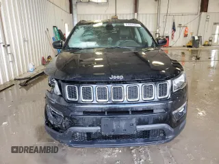 2017 Jeep Compass Latitude z VIN 3C4NJDBB3HT645698, wystawiony jako Copart lot #47094365 z przebiegiem Nie podano mil oraz Nie do naprawy • Non repairable. Historia ofert i sprzedaży dostępna na DreamBid. Obrazek 5.