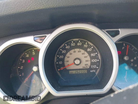 2004 Toyota 4Runner SR5 with VIN JTEBU14R340039985, listed as a IAAI auction lot 41679851 with 262,330 mi miles and . Bid and sale history available at DreamBid. Image 7.