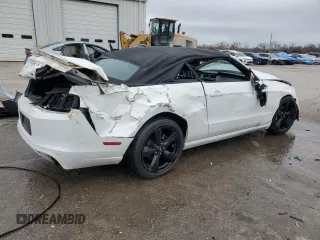 2014 Ford Mustang V6 with VIN 1ZVBP8EM9E5249726, listed as a Copart auction lot 44850925 with 93,796 mi miles and Non Repairable. Bid and sale history available at carsss.com. Image 3.
