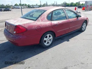 2002 Ford Taurus SE Standard with VIN 1FAFP53UX2A131666, listed as a IAAI auction lot 42016515 with 110,998 mi miles and . Bid and sale history available at carsss.com. Image 4.