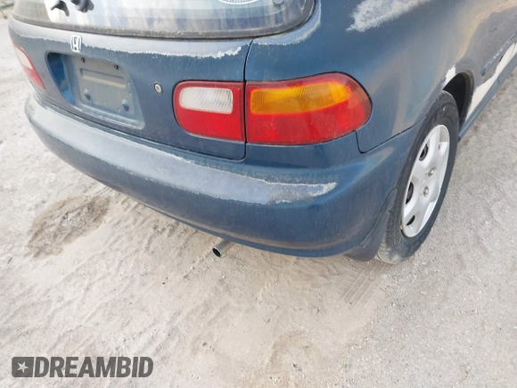 1995 Honda Civic z VIN 2HGEH2463SH500372, wystawiony jako IAAI lot #41785384 z przebiegiem 227 888 mil mil oraz . Historia ofert i sprzedaży dostępna na DreamBid. Obrazek 12.