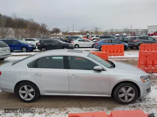 2013 Volkswagen Passat SE w/Sunroof with VIN 1VWBH7A35DC005005, listed as a IAAI auction lot 41150825 with 90,467 mi miles. Bid and sale history available at carsss.com. Image 13.
