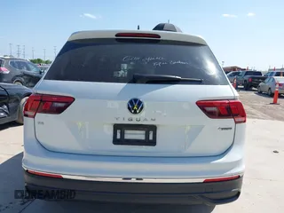 2024 Volkswagen Tiguan SE с VIN 3VV2B7AX9RM123637, выставлен на аукционе IAAI как лот 42446754 с пробегом 20 573 миль миль и . История ставок и продаж доступна на DreamBid. Изображение 16.