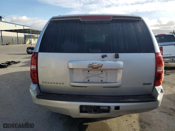 2010 Chevrolet Suburban Commercial with VIN 1GNUKHE30AR238285, listed as a Copart auction lot 80736234 with 260,330 mi miles and Salvage Title. Bid and sale history available at carsss.com. Image 6.