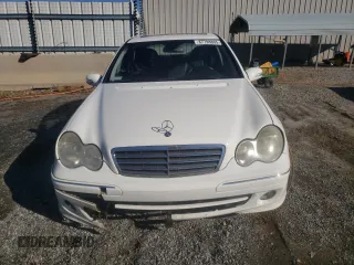 2005 Mercedes-Benz C 240 with VIN WDBRF81J75F636395, listed as a Copart auction lot 87798865 with 80,634 mi miles and Salvage Title. Bid and sale history available at DreamBid. Image 5.