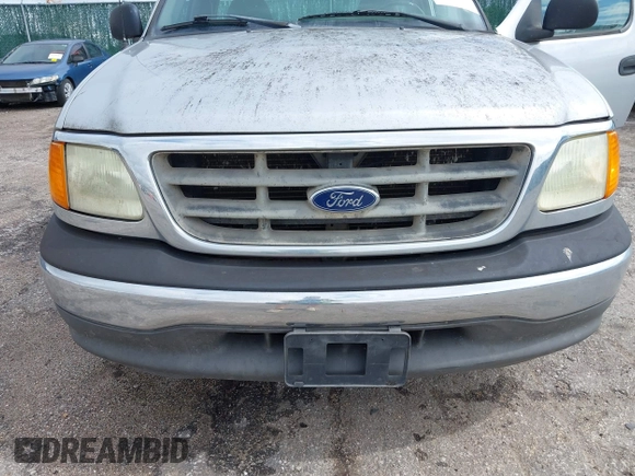 2004 Ford F-150 XL с VIN 2FTRF17W64CA84331, выставлен на аукционе IAAI как лот 42402056 с пробегом 271 831 миль миль и . История ставок и продаж доступна на DreamBid. Изображение 6.