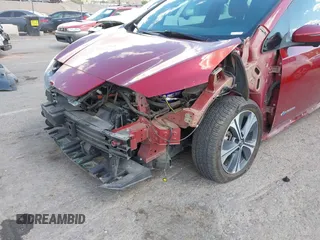 2019 Nissan LEAF SV z VIN 1N4AZ1CP7KC303423, wystawiony jako IAAI lot #42217532 z przebiegiem 67 992 mil mil oraz . Historia ofert i sprzedaży dostępna na DreamBid. Obrazek 6.