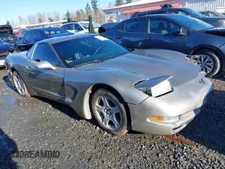 1999 Chevrolet Corvette with VIN 1G1YY22G2X5111043, listed as a IAAI auction lot 41390901 with 140,869 mi miles. Bid and sale history available at carsss.com. Image 1.