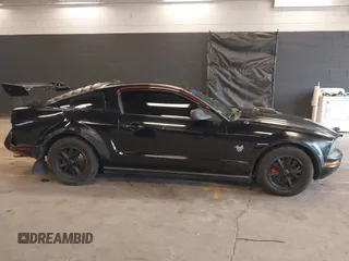 2009 Ford Mustang with VIN 1ZVHT80N695142483, listed as a IAAI auction lot 42672035 with 201,019 mi miles and . Bid and sale history available at DreamBid. Image 13.