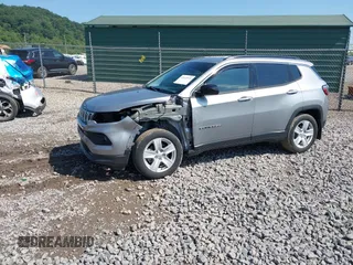 2022 Jeep Compass Latitude с VIN 3C4NJDBB1NT134602, выставлен на аукционе IAAI как лот 42632572 с пробегом 29 755 миль миль и . История ставок и продаж доступна на DreamBid. Изображение 17.