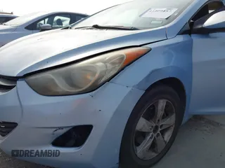 2012 Hyundai Elantra Limited с VIN KMHDH4AE0CU466399, выставлен на аукционе IAAI как лот 42309457 с пробегом 232 751 миль миль и . История ставок и продаж доступна на DreamBid. Изображение 6.