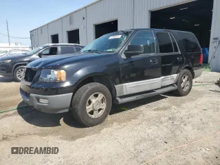 2006 Ford Expedition Special Service z VIN 1FMPU155X6LA86336, wystawiony jako Copart lot #57385545 z przebiegiem 173 632 mil mil oraz Szkody całkowita. Historia ofert i sprzedaży dostępna na DreamBid. Obrazek 1.