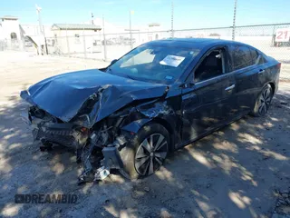 2019 Nissan Altima 2.5 SL with VIN 1N4BL4EV8KC255630, listed as a IAAI auction lot 41394649 with 111,728 mi miles. Bid and sale history available at carsss.com. Image 6.