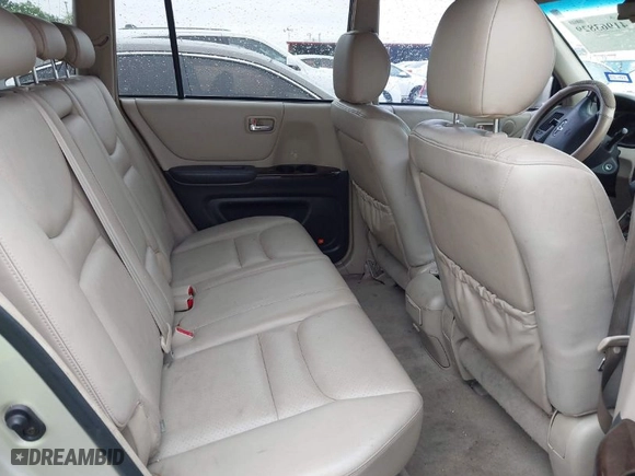 2002 Toyota Highlander with VIN JTEGF21A620051811, listed as a IAAI auction lot 41963829 with 382,828 mi miles. Bid and sale history available at carsss.com. Image 8.