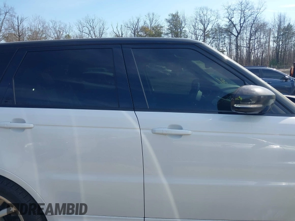 2019 Land Rover Range Rover Sport SVR with VIN SALWZ2SE7KA865879, listed as a IAAI auction lot 41613539 with 65,456 mi miles and . Bid and sale history available at DreamBid. Image 13.