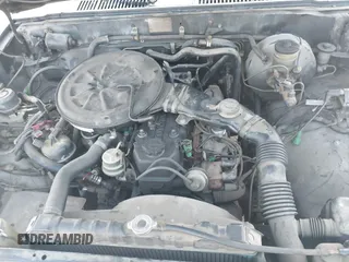 1987 Toyota Pickup with VIN JT4RN50R8H0277401, listed as a IAAI auction lot 42148719 with 239,923 mi miles and . Bid and sale history available at DreamBid. Image 10.