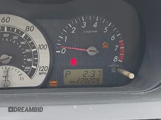 2006 Scion xA z VIN JTKKT604465012257, wystawiony jako IAAI lot #42236079 z przebiegiem 220 209 mil mil oraz . Historia ofert i sprzedaży dostępna na DreamBid. Obrazek 15.