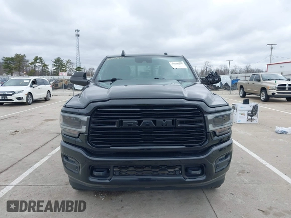 2019 Ram 2500 Laramie with VIN 3C6UR5FJ6KG574757, listed as a IAAI auction lot 41808297 with 33,981 mi miles. Bid and sale history available at carsss.com. Image 13.