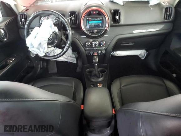 2019 MINI Countryman Cooper with VIN WMZYS7C5XK3F46256, listed as a Copart auction lot 72458884 with 98,557 mi miles and Salvage Title. Bid and sale history available at carsss.com. Image 8.