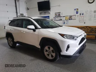 2020 Toyota RAV4 XLE with VIN 2T3P1RFV5LC081579, listed as a Copart auction lot 62192315 with 101,011 mi miles and Clean title. Bid and sale history available at DreamBid. Image 4.