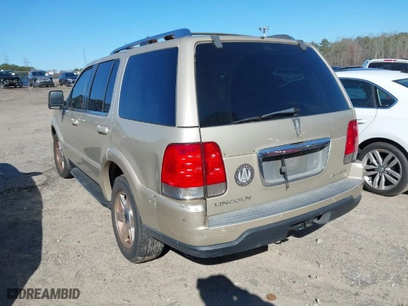 2005 Lincoln Aviator with VIN 5LMEU88H65ZJ27091, listed as a IAAI auction lot 41821154 with 169,113 mi miles. Bid and sale history available at carsss.com. Image 3.