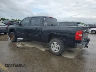 2007 Chevrolet Silverado 1500 LT w/1LT with VIN 3GCEC13J27G525848, listed as a Copart auction lot 55434655 with 188,483 mi miles and Clean Title. Bid and sale history available at carsss.com. Image 2.