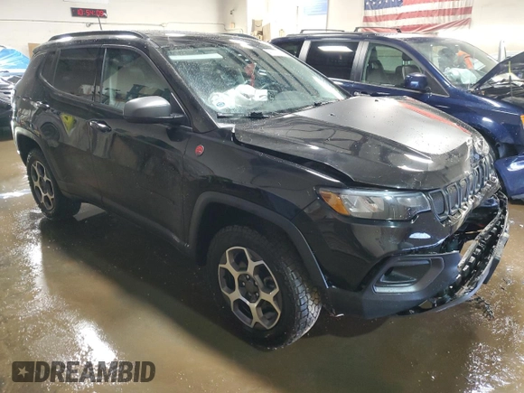 2022 Jeep Compass Trailhawk z VIN 3C4NJDDB5NT148368, wystawiony jako Copart lot #48808755 z przebiegiem 62 060 mil mil oraz Szkoda całkowita • Salvage title. Historia ofert i sprzedaży dostępna na DreamBid. Obrazek 4.