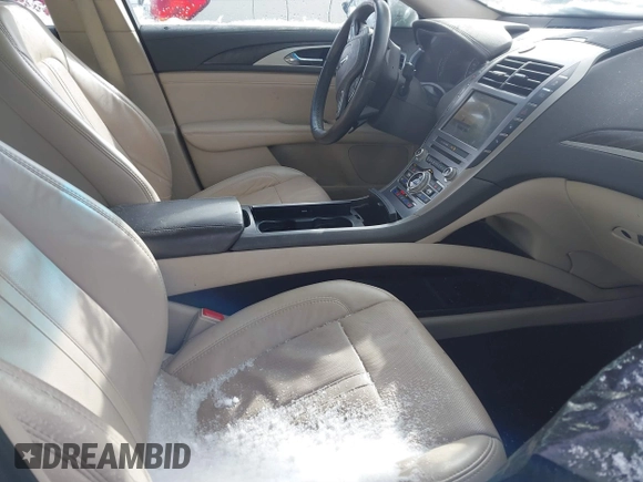 2019 Lincoln MKZ Reserve II with VIN 3LN6L5F99KR631770, listed as a IAAI auction lot 41593889 with 47,837 mi miles and . Bid and sale history available at DreamBid. Image 5.