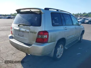 2005 Toyota Highlander z VIN JTEEP21A350115778, wystawiony jako IAAI lot #42216425 z przebiegiem Nie podano mil oraz . Historia ofert i sprzedaży dostępna na DreamBid. Obrazek 4.
