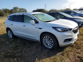 2020 Buick Enclave Premium with VIN 5GAEVBKW5LJ253769, listed as a Copart auction lot 82934124 with 0 mi miles and Non Repairable. Bid and sale history available at carsss.com. Image 4.