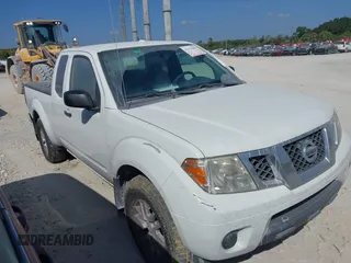 2018 Nissan Frontier SV with VIN 1N6AD0CW2JN768959, listed as a IAAI auction lot 41915008 with 144,390 mi miles and . Bid and sale history available at DreamBid. Image 1.