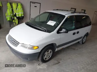 1999 Plymouth Voyager z VIN 2P4FP2539XR443215, wystawiony jako IAAI lot #42106252 z przebiegiem 111 291 mil mil oraz . Historia ofert i sprzedaży dostępna na DreamBid. Obrazek 2.