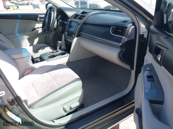 2012 Toyota Camry Hybrid XLE with VIN 4T1BD1FK0CU020723, listed as a IAAI auction lot 42031093 with 121,297 mi miles. Bid and sale history available at carsss.com. Image 5.