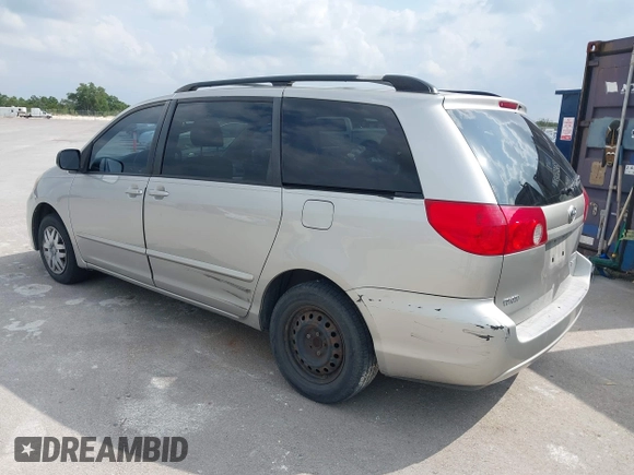 2008 Toyota Sienna CE with VIN 5TDZK23C18S145690, listed as a IAAI auction lot 42004861 with 201,497 mi miles. Bid and sale history available at carsss.com. Image 3.