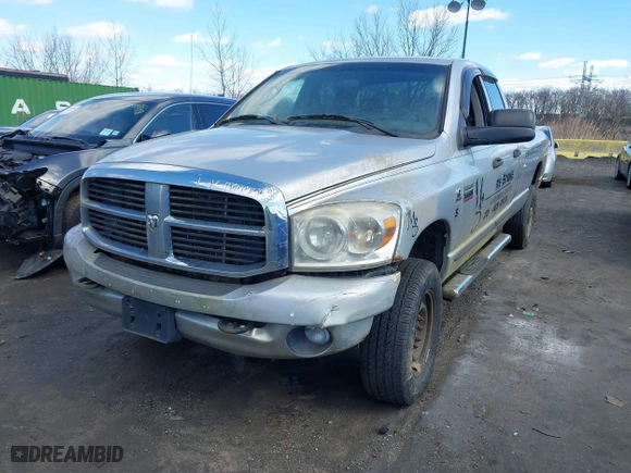 2007 Dodge Ram 2500 SLT with VIN 1D7KS28C07J553495, listed as a IAAI auction lot 41735695 with 405,368 mi miles. Bid and sale history available at carsss.com. Image 20.