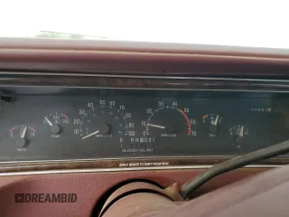 1992 Buick Roadmaster Ltd with VIN 1G4BT5376NR466262, listed as a Copart auction lot 75079004 with 160,992 mi miles and Clean Title. Bid and sale history available at DreamBid. Image 9.