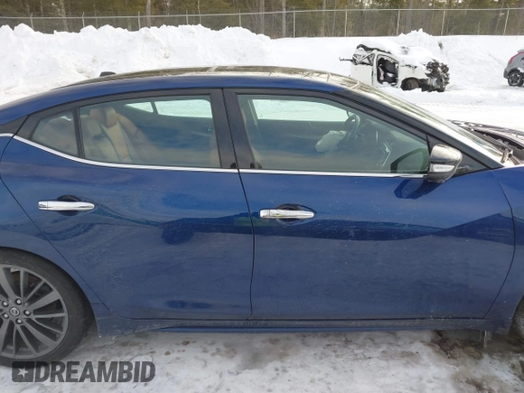 2020 Nissan Maxima Platinum with VIN 1N4AA6FVXLC380903, listed as a IAAI auction lot 41588780 with 44,238 mi miles and . Bid and sale history available at DreamBid. Image 13.