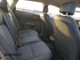 2018 Honda Clarity Plug-In Hybrid with VIN JHMZC5F16JC013619, listed as a Copart auction lot 82421194 with 87,086 mi miles and Salvage Title. Bid and sale history available at carsss.com. Image 10.