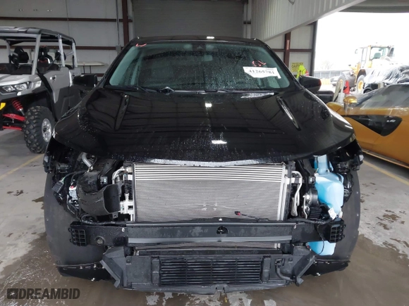 2022 Chevrolet Equinox LT with VIN 3GNAXUEV1NL267290, listed as a IAAI auction lot 41265781 with 17,593 mi miles. Bid and sale history available at carsss.com. Image 6.