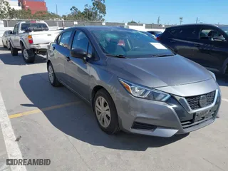 2021 Nissan Versa S with VIN 3N1CN8DV7ML813348, listed as a IAAI auction lot 41841438 with 56,372 mi miles. Bid and sale history available at carsss.com. Image 1.