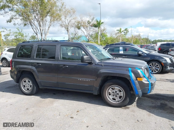 2015 Jeep Patriot Sport with VIN 1C4NJPBB5FD348985, listed as a IAAI auction lot 41035027 with 146,903 mi miles. Bid and sale history available at carsss.com. Image 13.