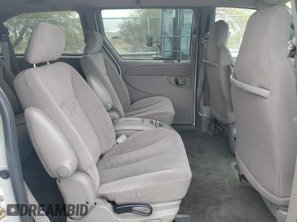 2002 Chrysler Town & Country eL with VIN 2C4GP343X2R774619, listed as a Copart auction lot 86717064 with 157,039 mi miles and Salvage Title. Bid and sale history available at carsss.com. Image 11.
