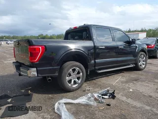 2021 Ford F-150 XL z VIN 1FTEW1CP7MKD20266, wystawiony jako IAAI lot #41618910 z przebiegiem 80 194 mil mil oraz . Historia ofert i sprzedaży dostępna na DreamBid. Obrazek 4.