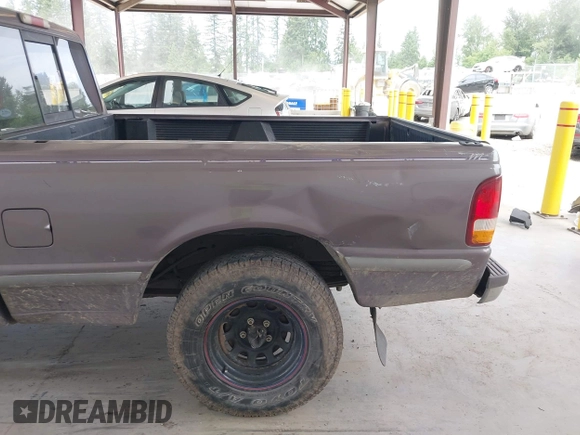 1995 Ford Ranger Splash with VIN 1FTCR14U6SPB15010, listed as a IAAI auction lot 42499857 with 102,751 mi miles and . Bid and sale history available at DreamBid. Image 6.