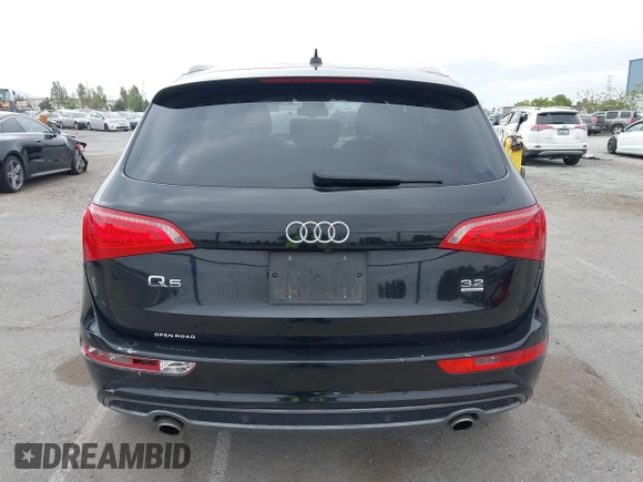 2011 Audi Q5 Premium Plus z VIN WA1DKAFP8BA081763, wystawiony jako IAAI lot #42343565 z przebiegiem 106 193 mil mil oraz . Historia ofert i sprzedaży dostępna na DreamBid. Obrazek 16.
